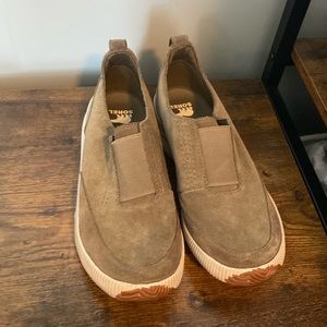 Sorel Slip on casual sneaker